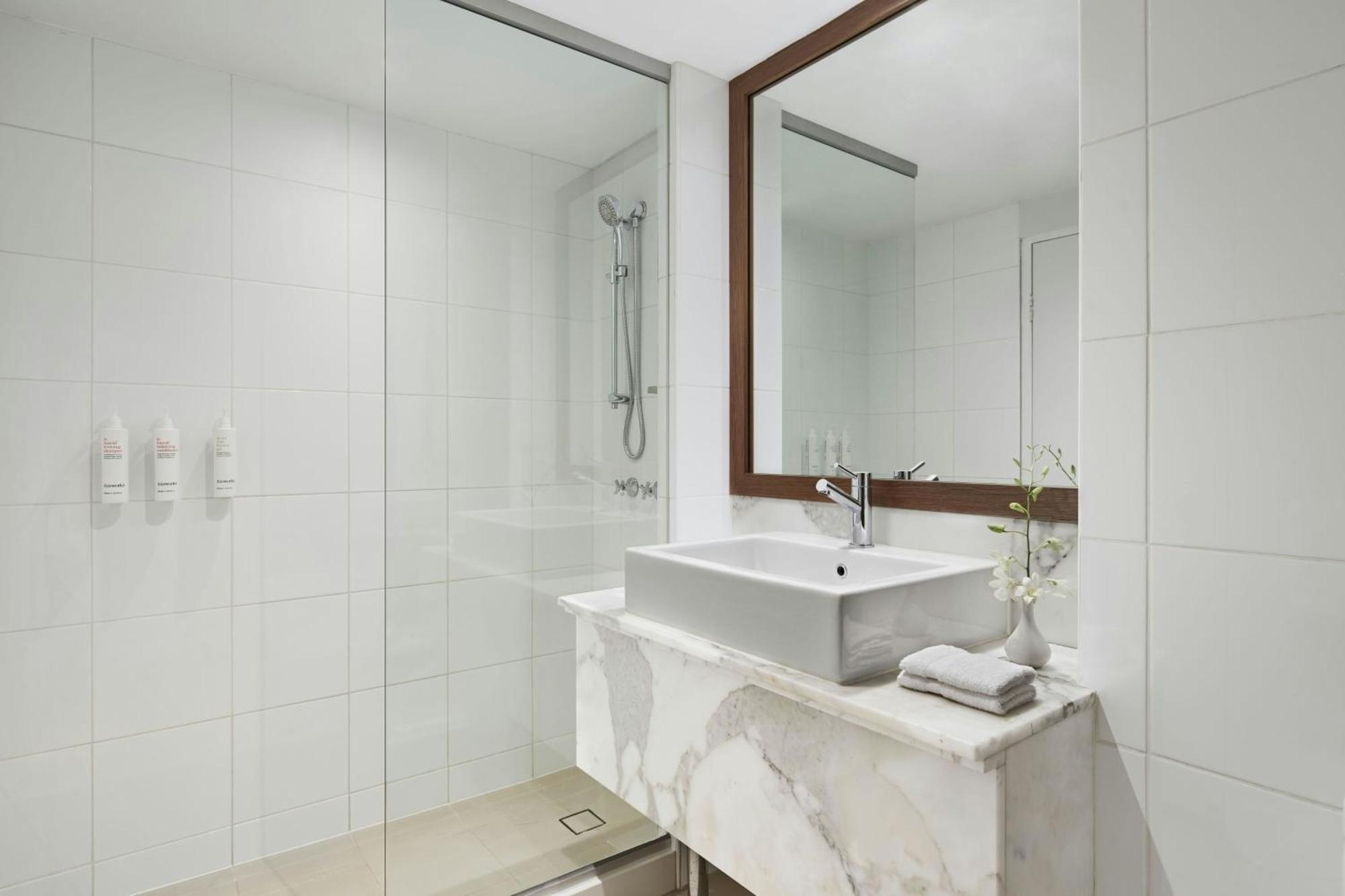 Melbourne Marriott Hotel Bagian luar foto