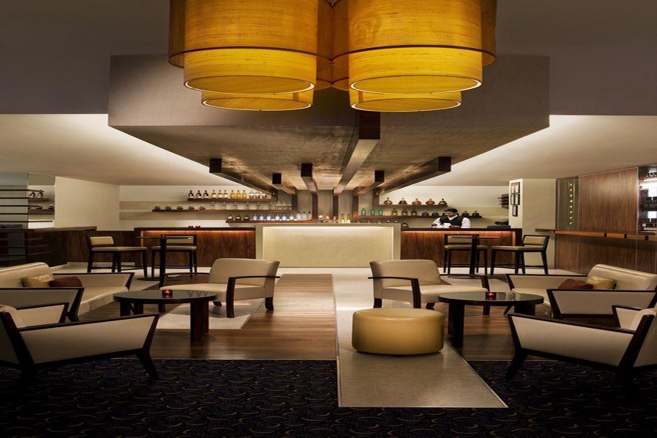 Melbourne Marriott Hotel Bagian luar foto