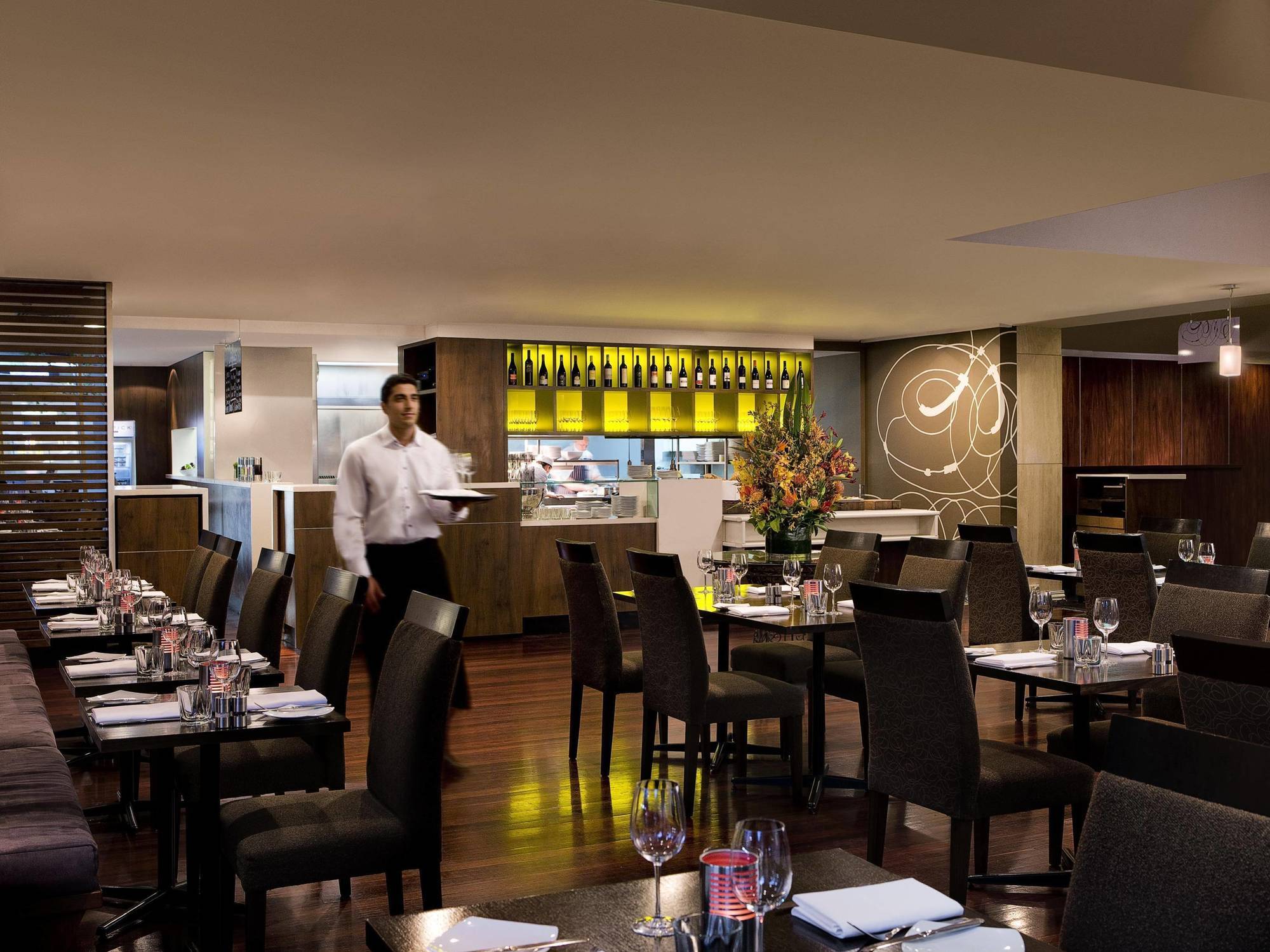 Melbourne Marriott Hotel Bagian luar foto
